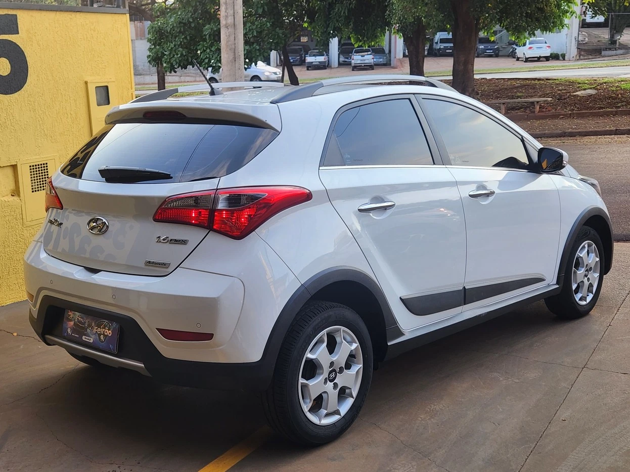 HYUNDAI HB20X