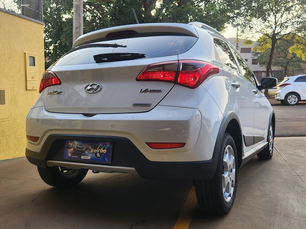 HYUNDAI HB20X