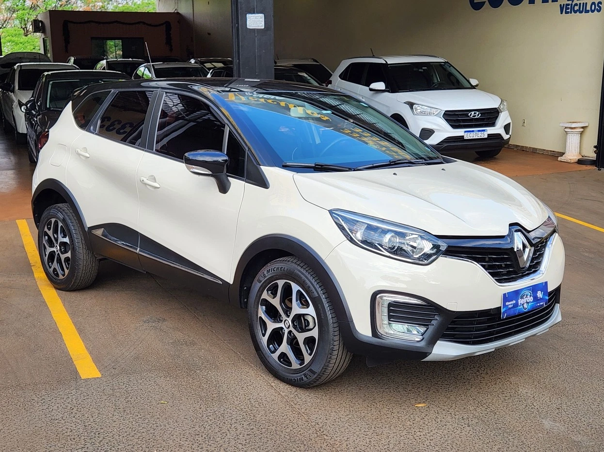 RENAULT CAPTUR
