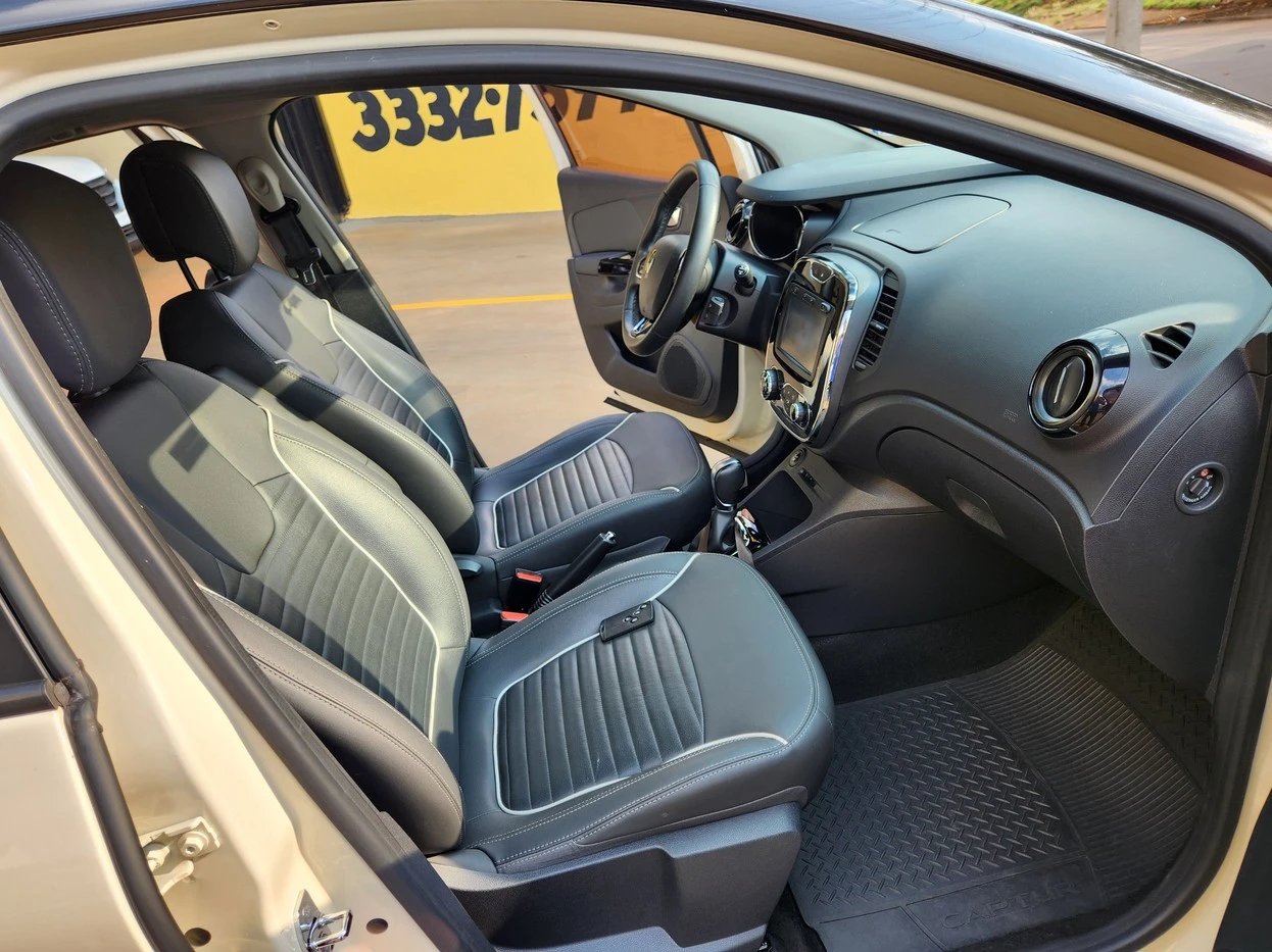 RENAULT CAPTUR