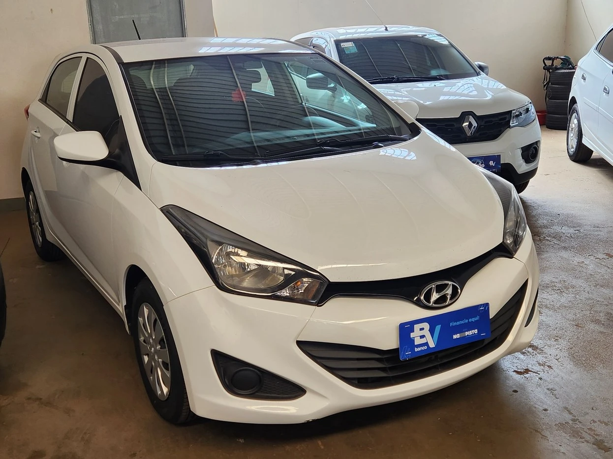 HYUNDAI HB20