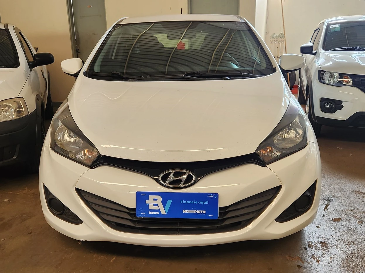 HYUNDAI HB20