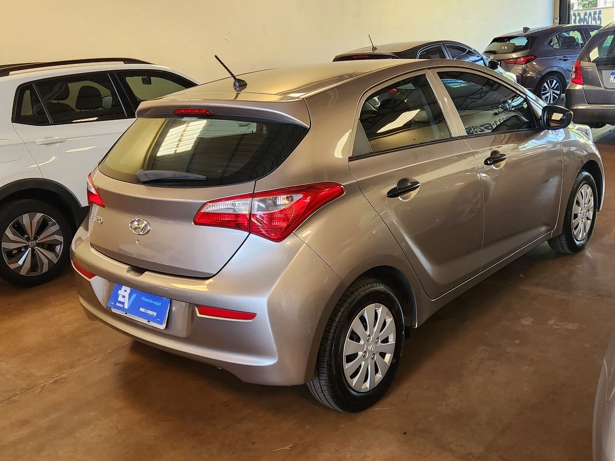 HYUNDAI HB20