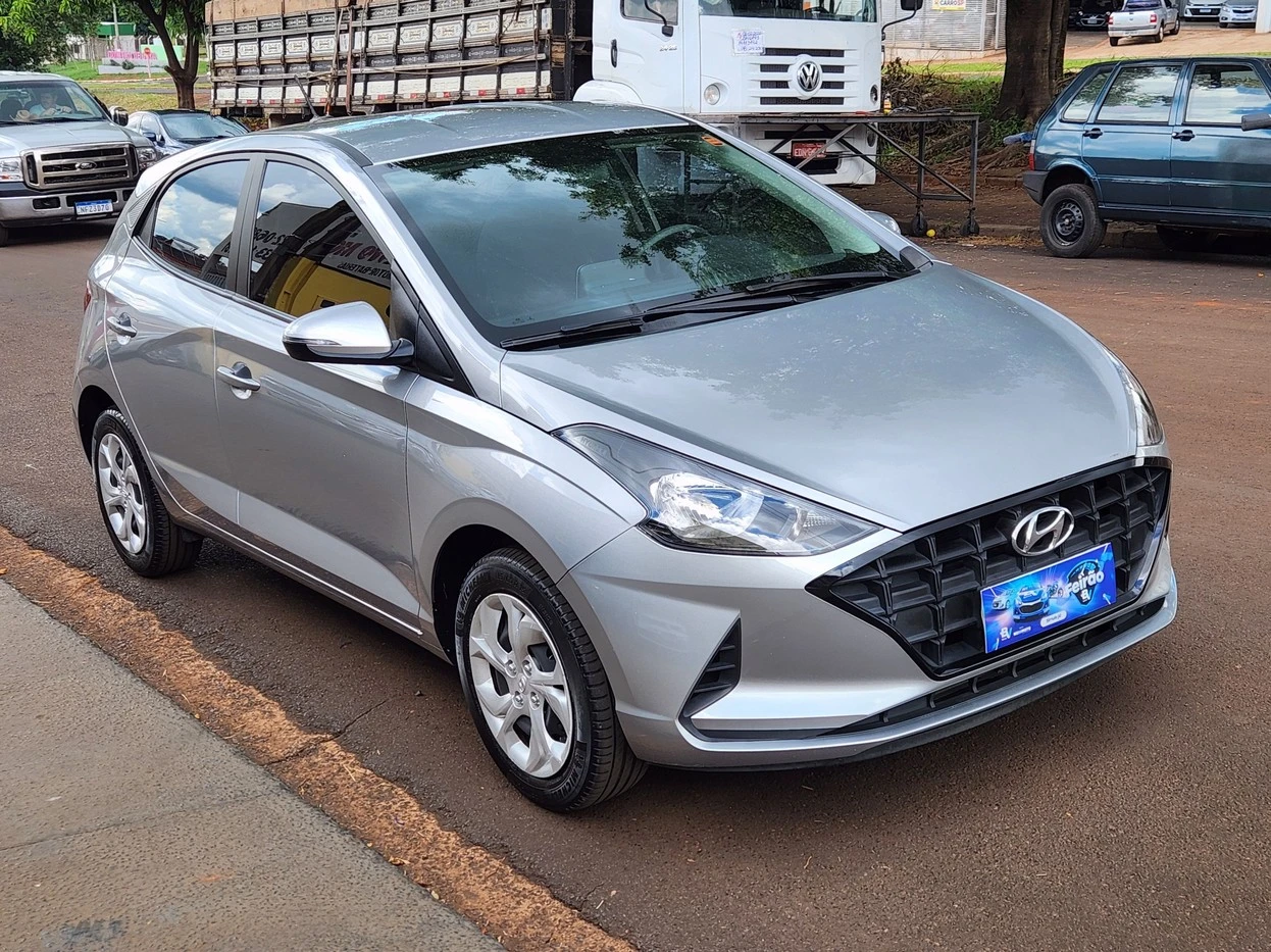 HYUNDAI HB20