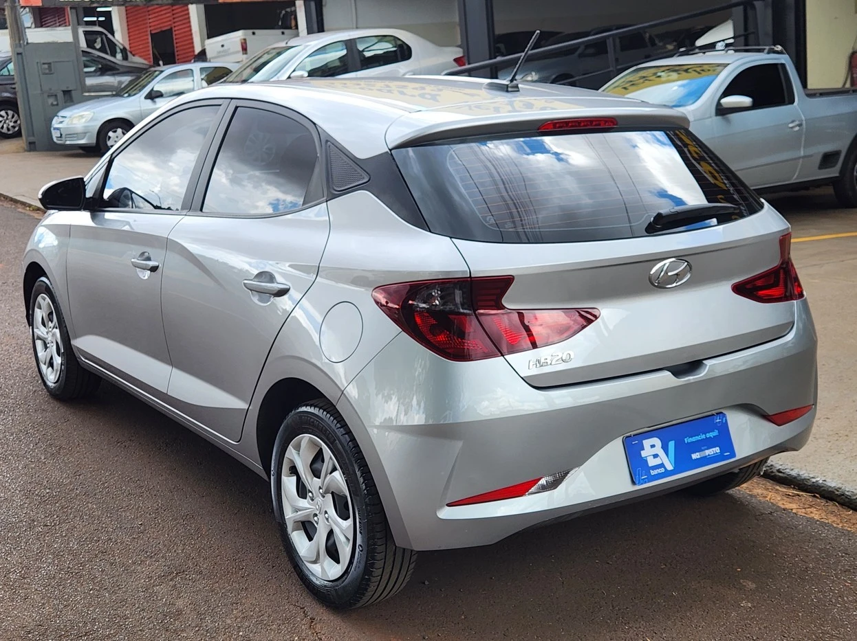 HYUNDAI HB20