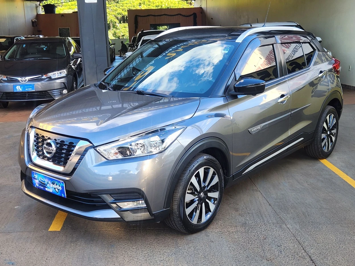 NISSAN KICKS