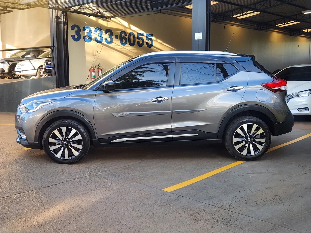 NISSAN KICKS