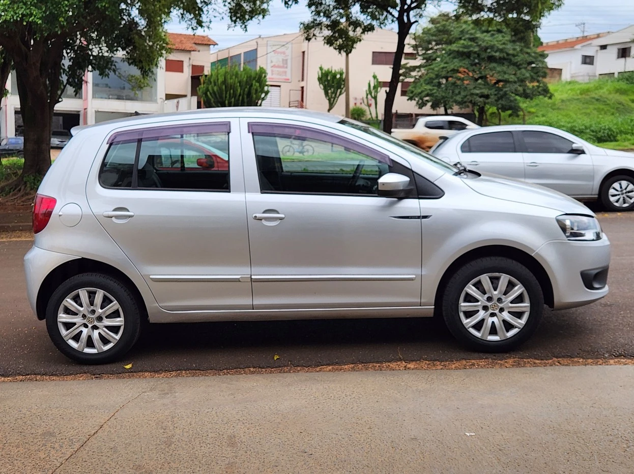 VOLKSWAGEN FOX
