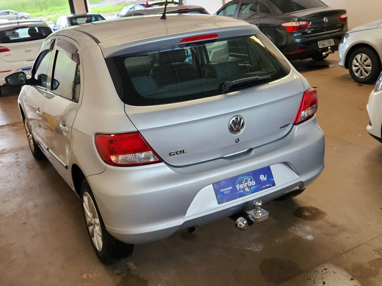 VOLKSWAGEN GOL
