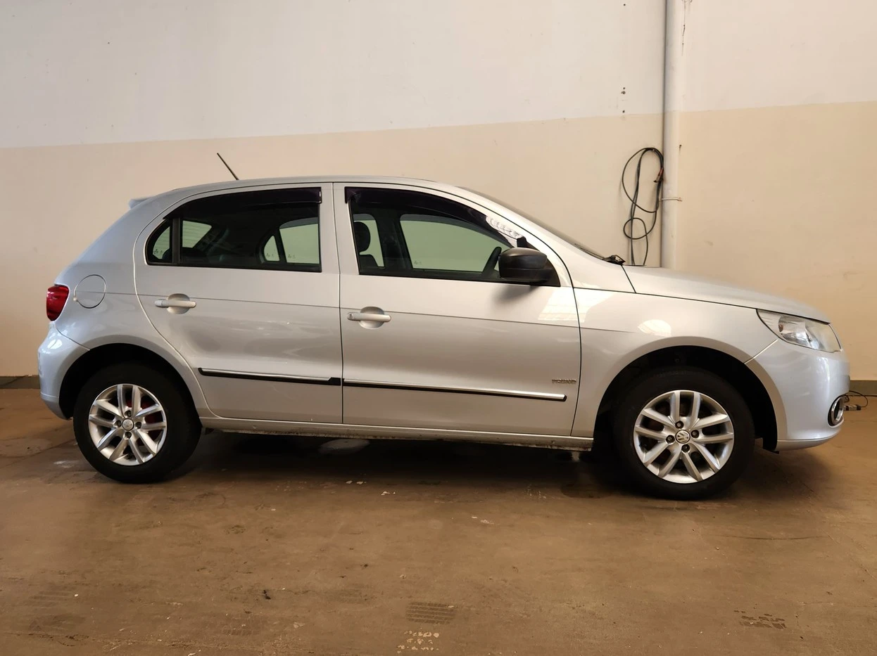 VOLKSWAGEN GOL