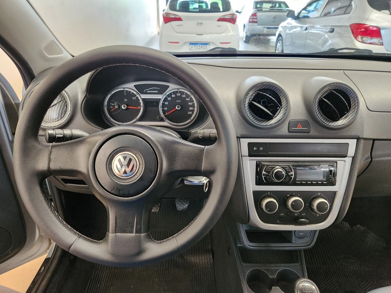 VOLKSWAGEN GOL