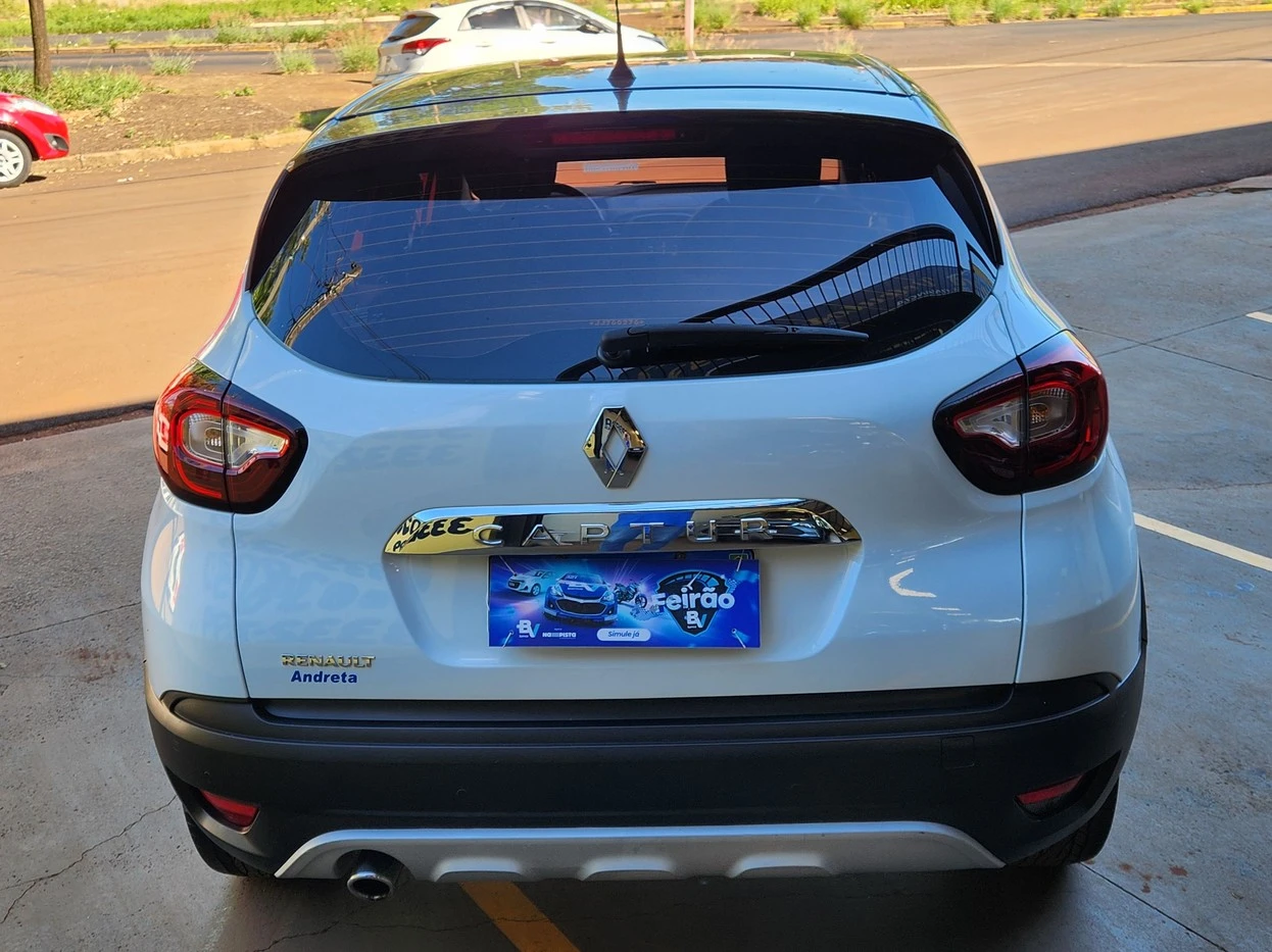 RENAULT CAPTUR