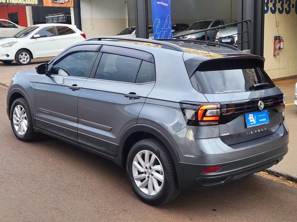 VOLKSWAGEN T-CROSS