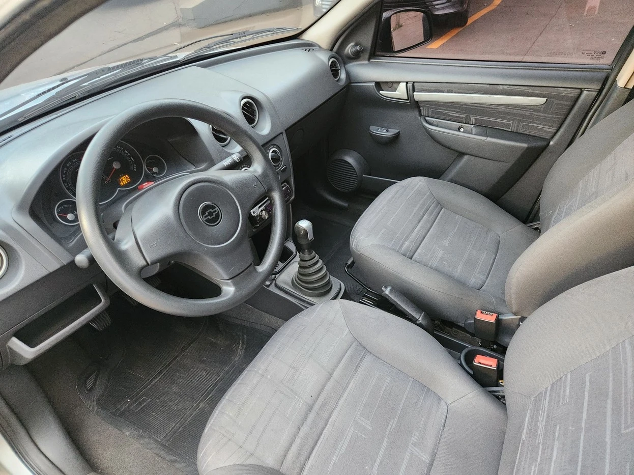 CHEVROLET PRISMA