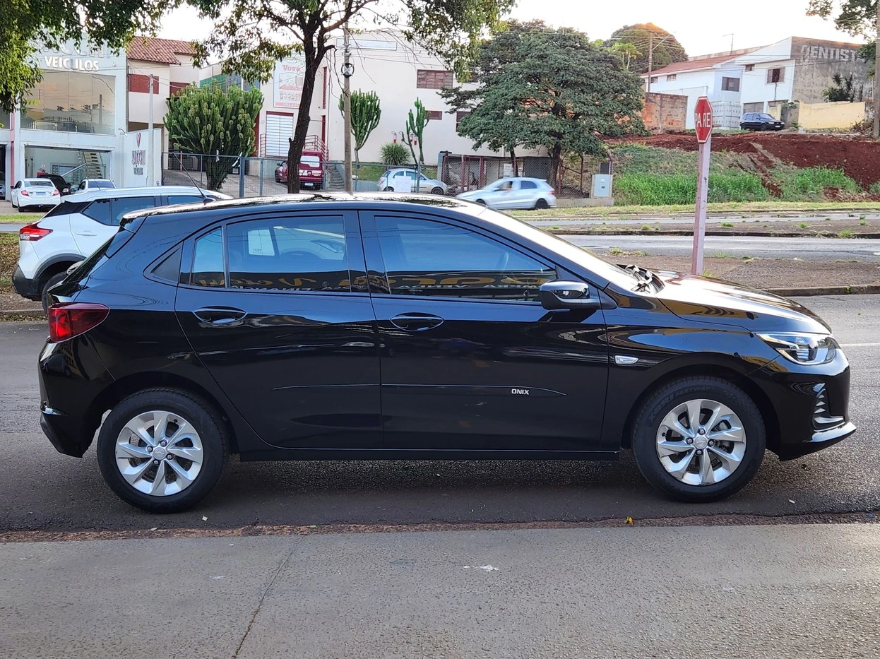 CHEVROLET ONIX