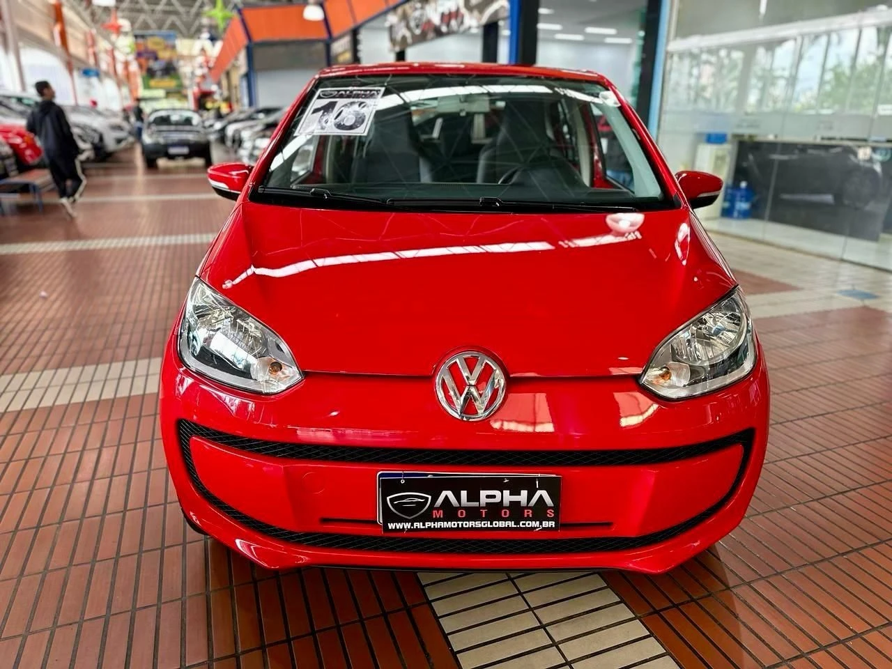 VOLKSWAGEN UP