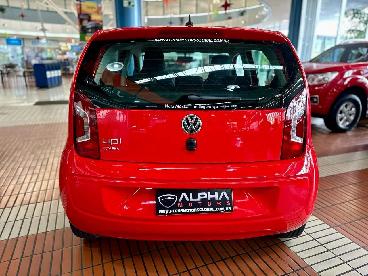 VOLKSWAGEN UP