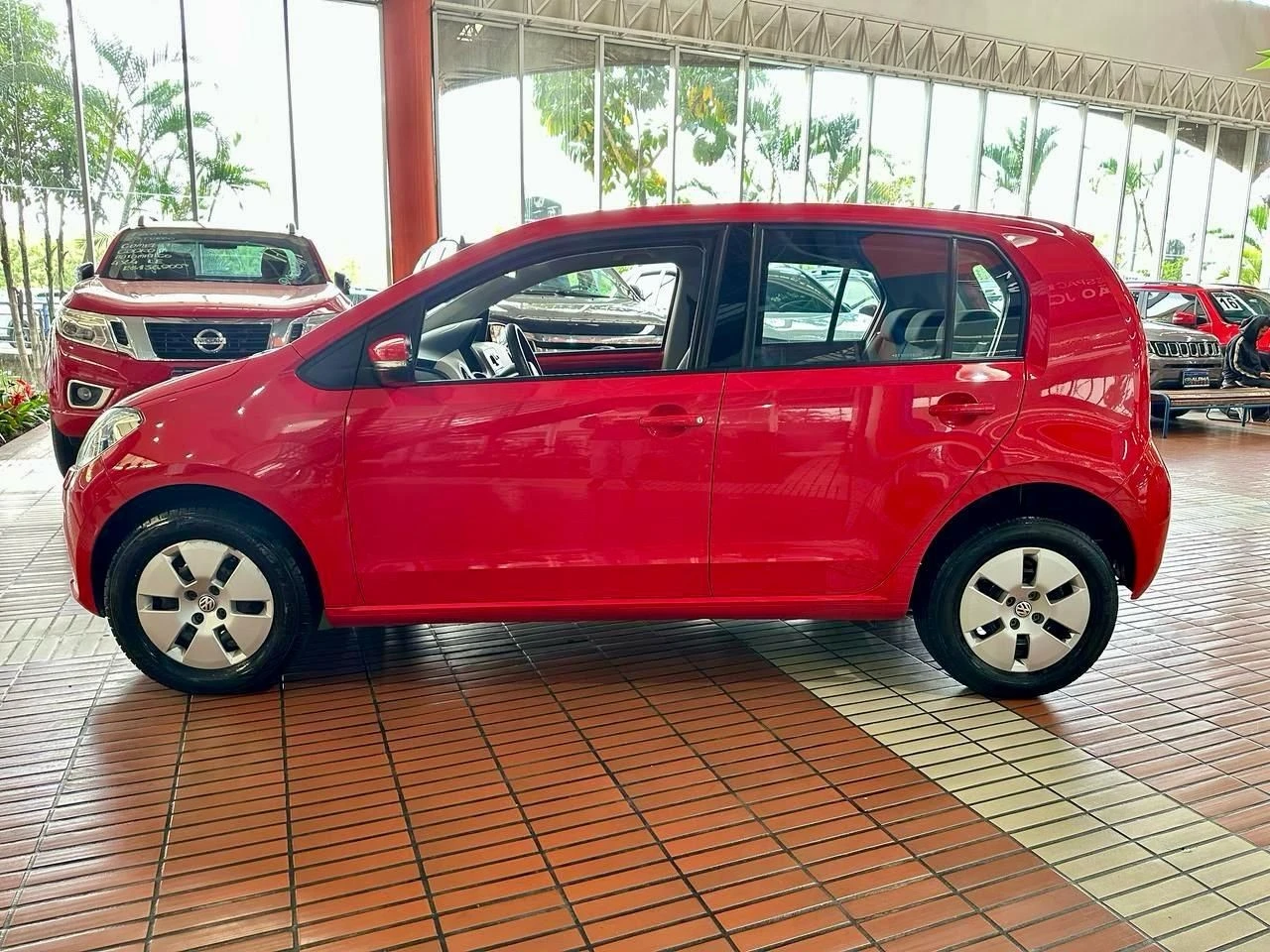 VOLKSWAGEN UP