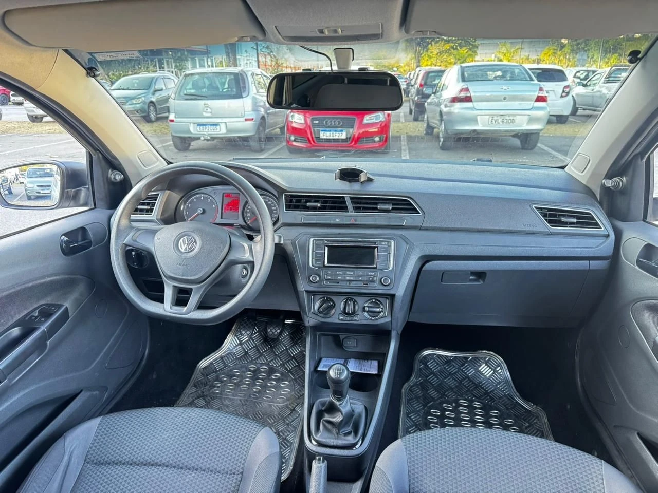 VOLKSWAGEN VOYAGE
