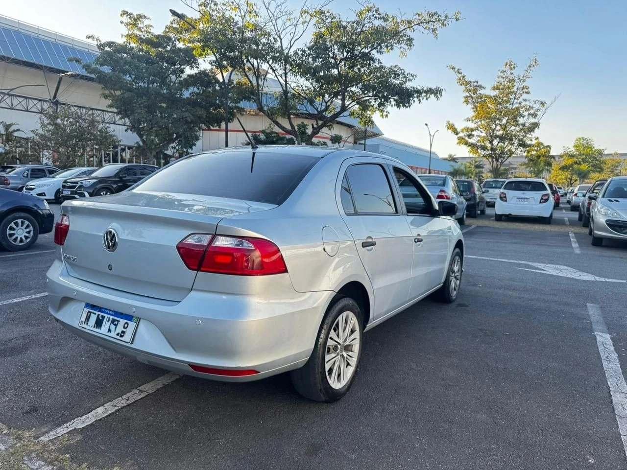 VOLKSWAGEN VOYAGE