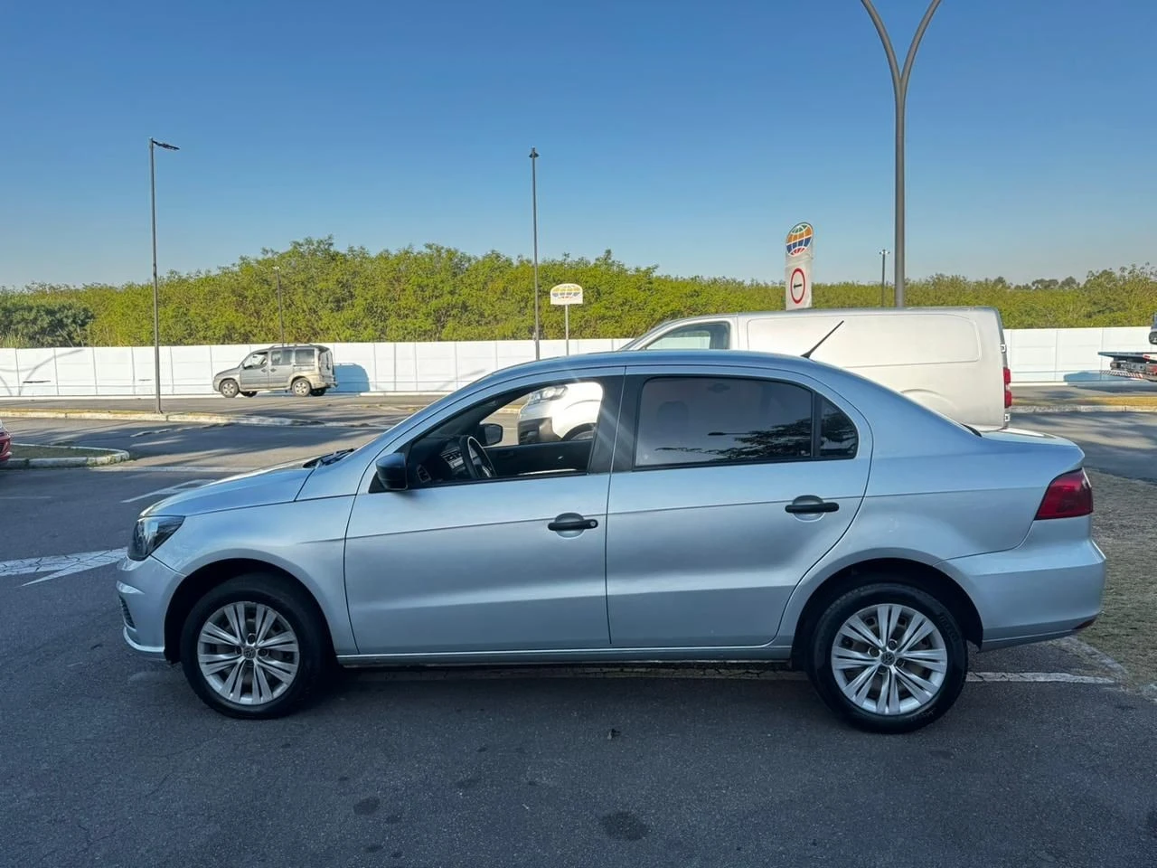 VOLKSWAGEN VOYAGE