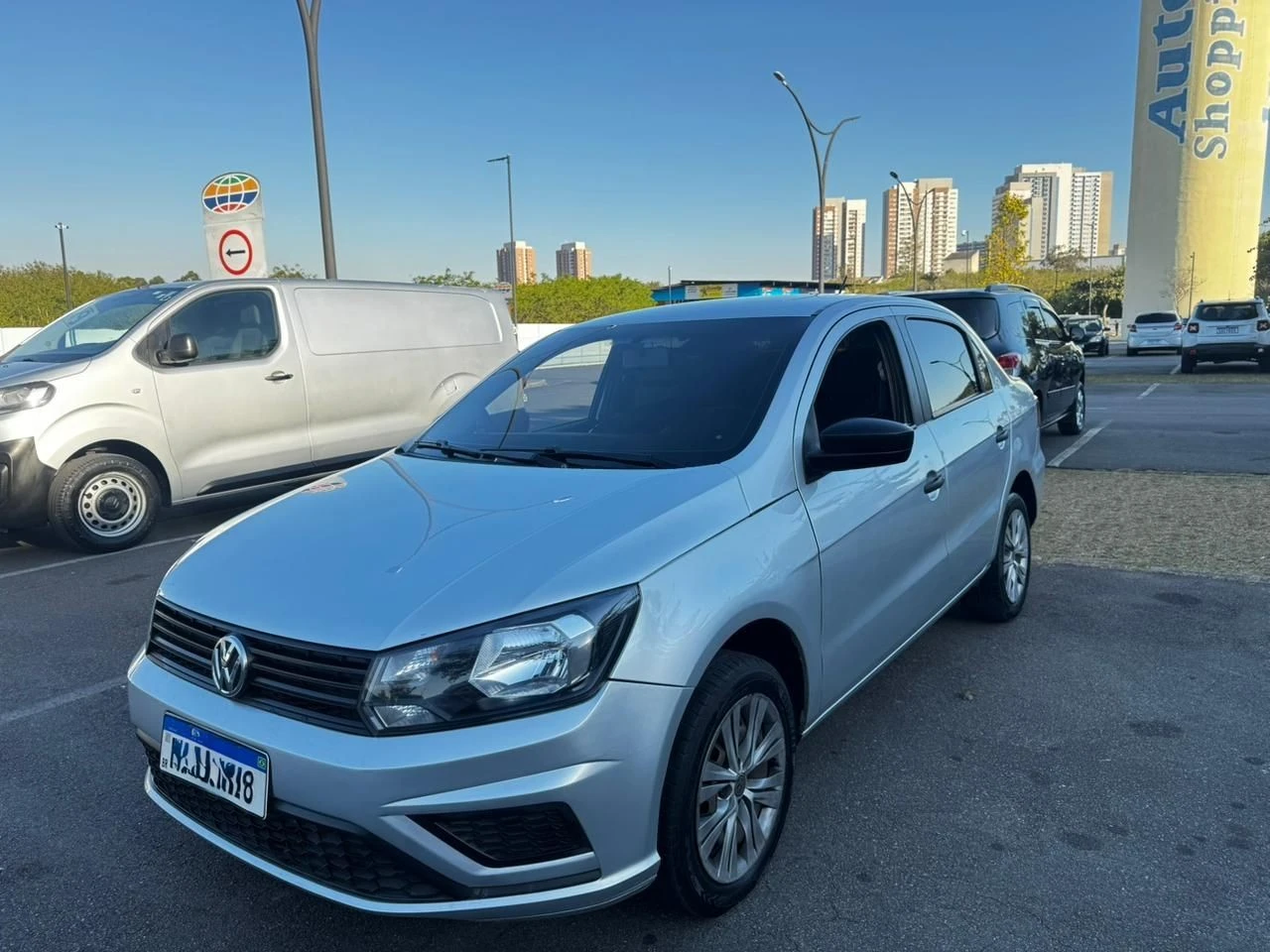 VOLKSWAGEN VOYAGE