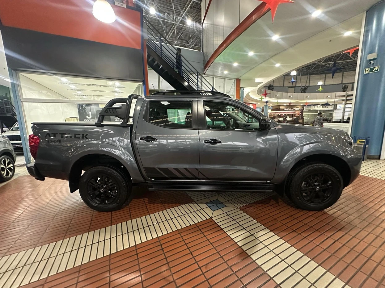 NISSAN FRONTIER
