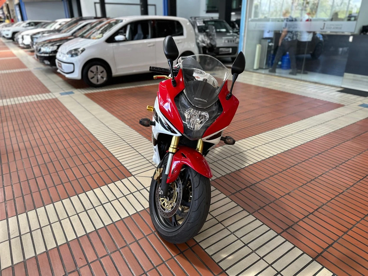 HONDA CBR 600F