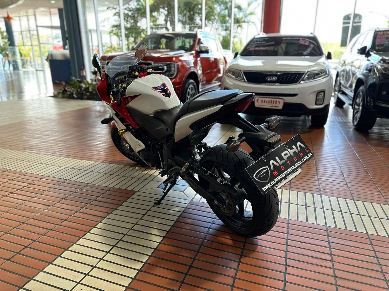 HONDA CBR 600F