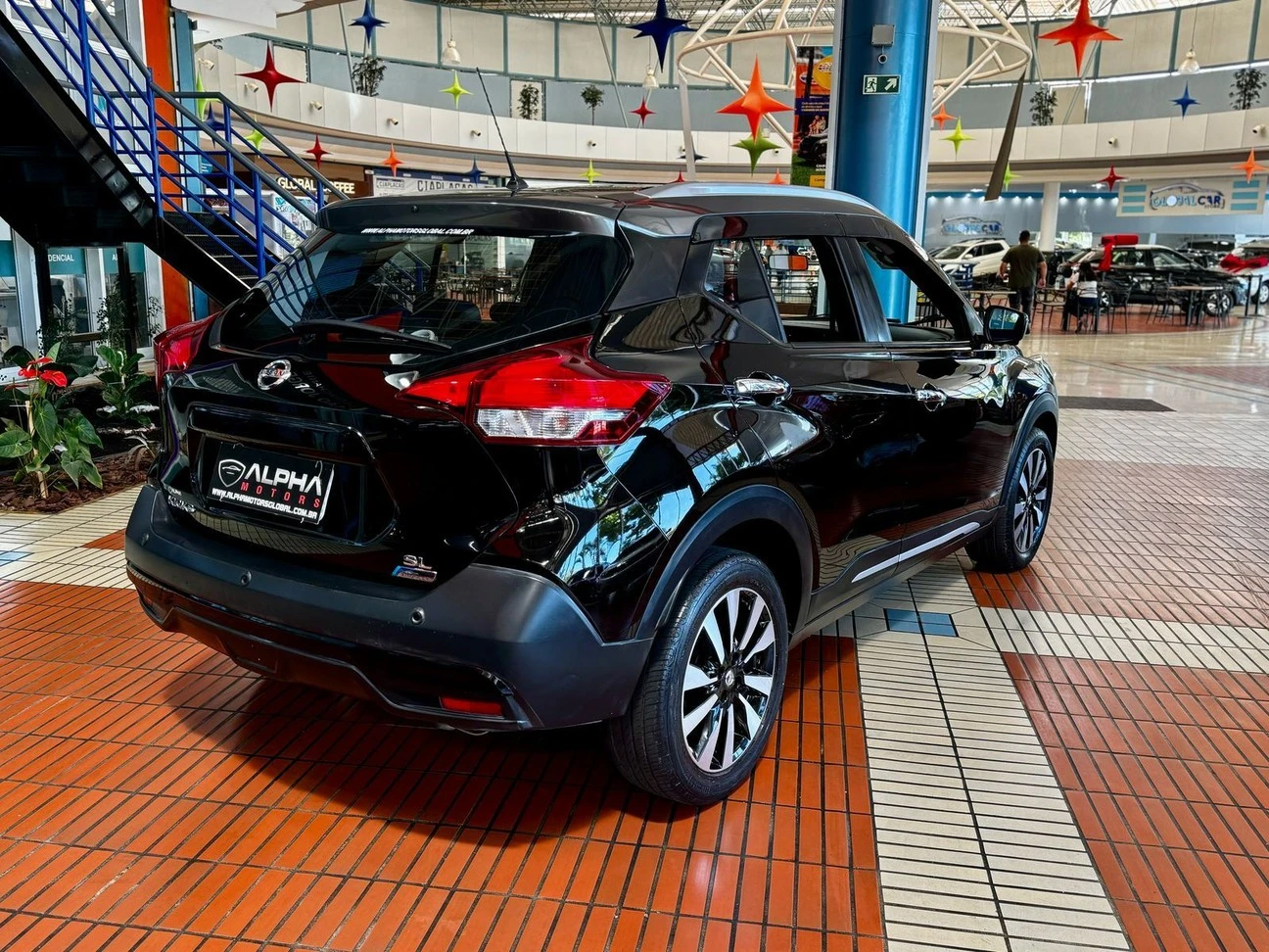 NISSAN KICKS