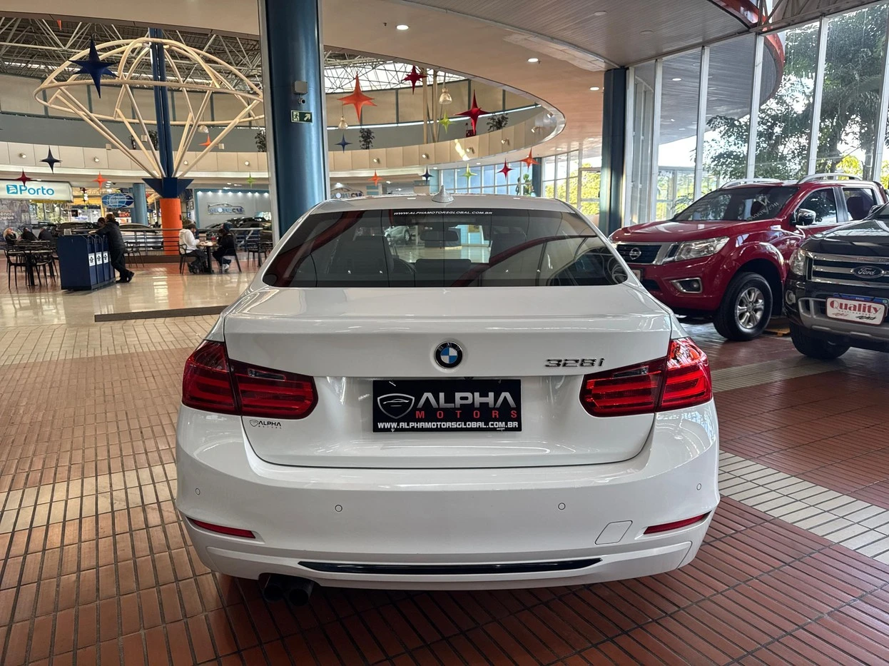 BMW 328I