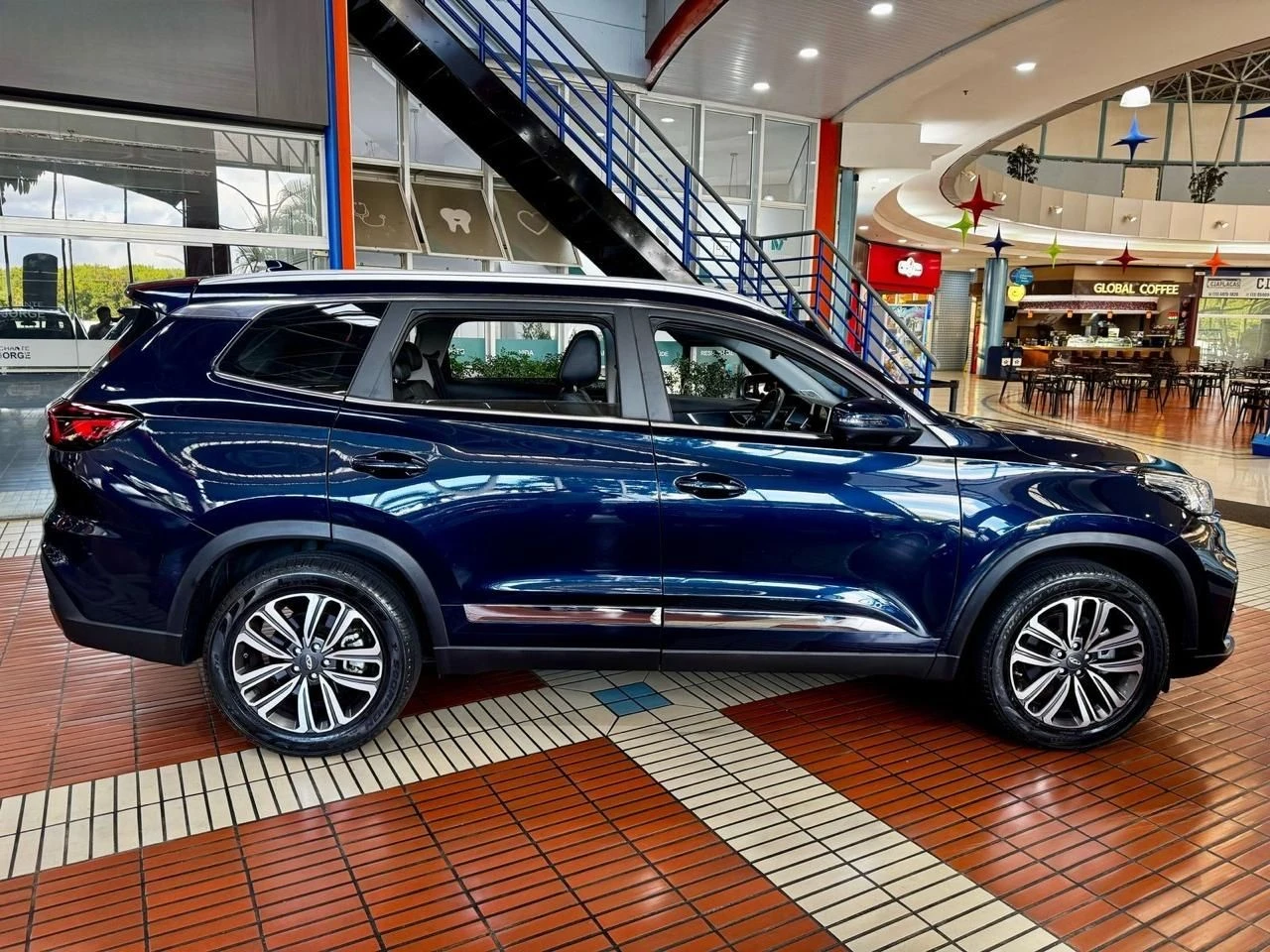 CHERY TIGGO 8
