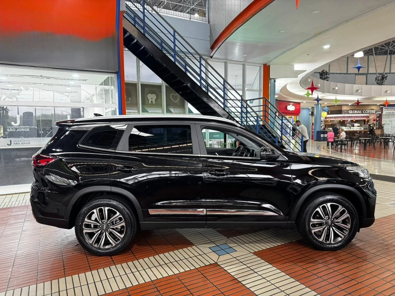 CHERY TIGGO 8