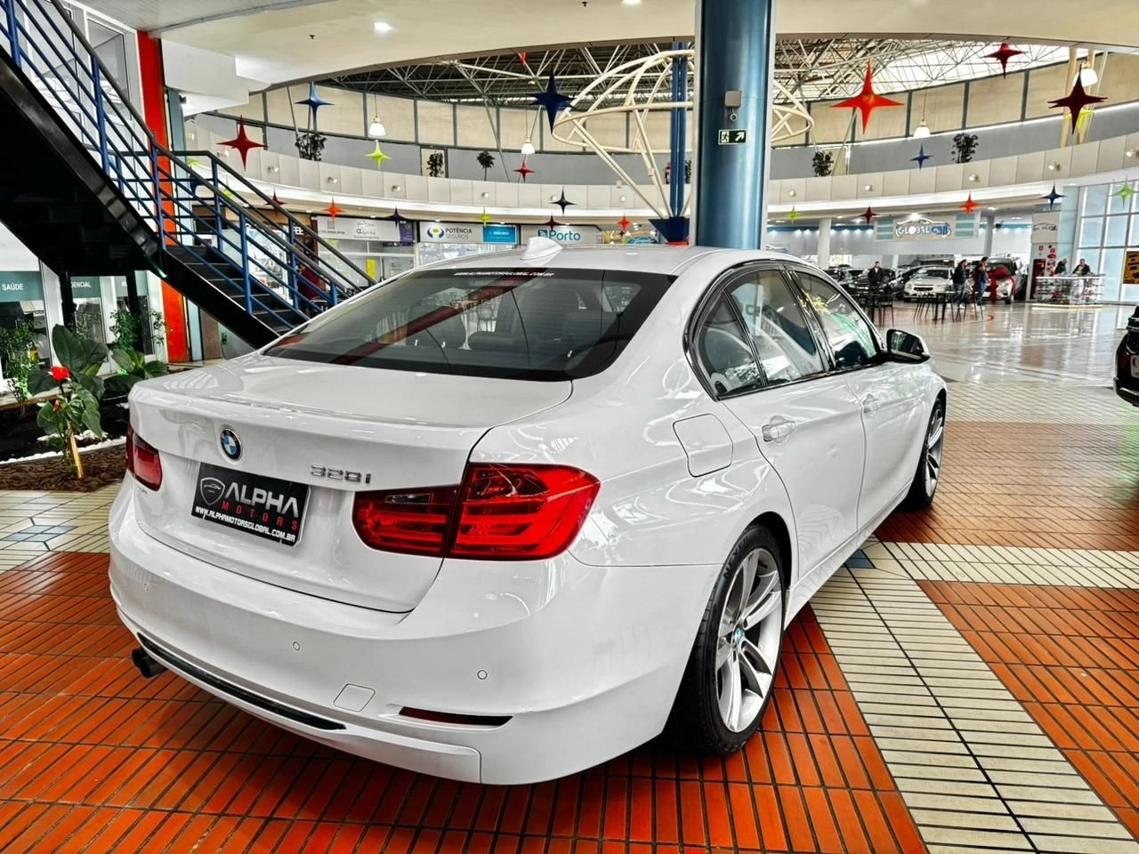 BMW 328i