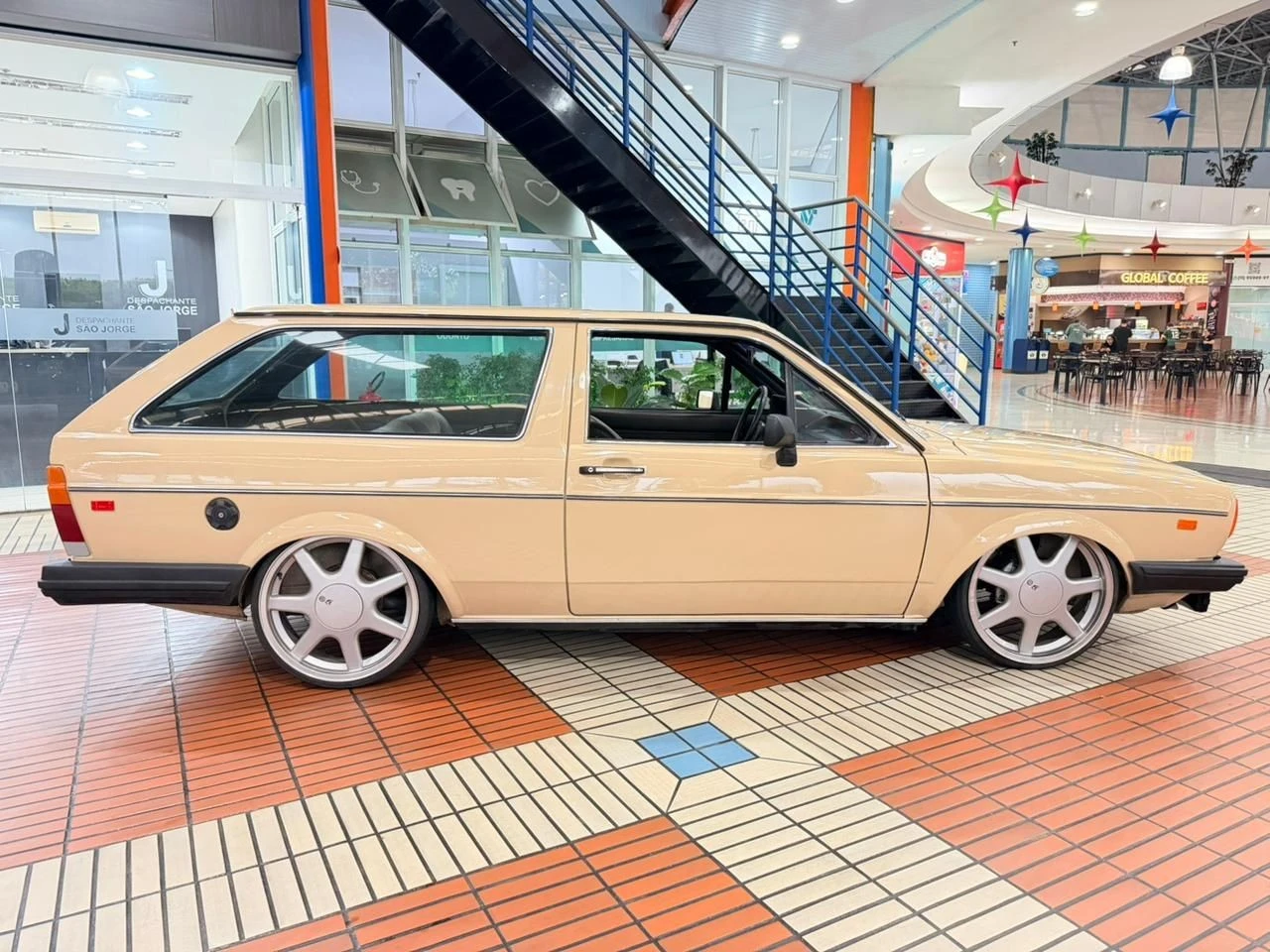 VOLKSWAGEN PARATI