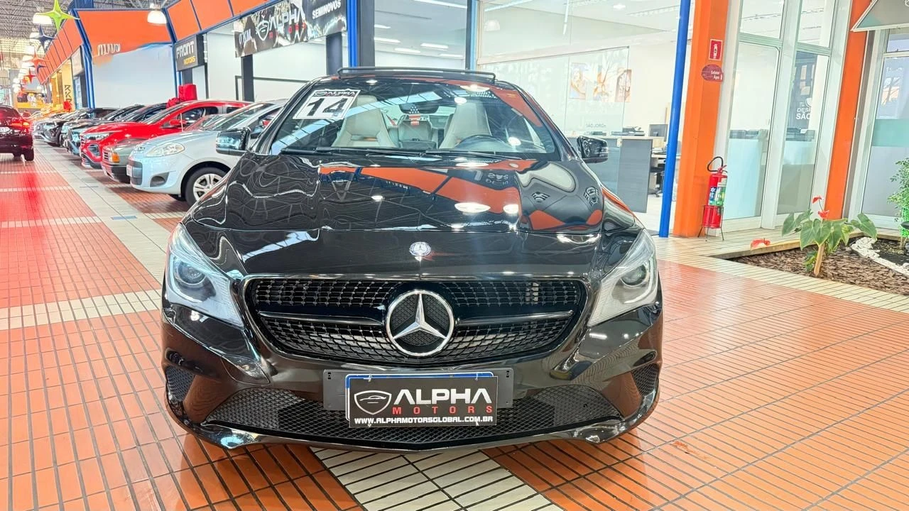 MERCEDES-BENZ CLA 200