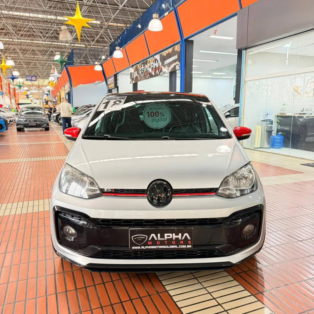 VOLKSWAGEN UP