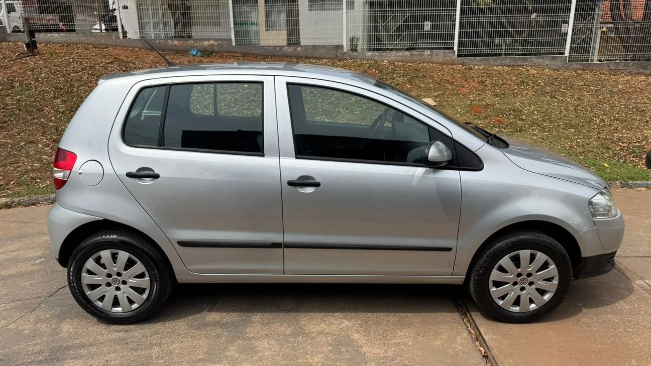 VOLKSWAGEN FOX