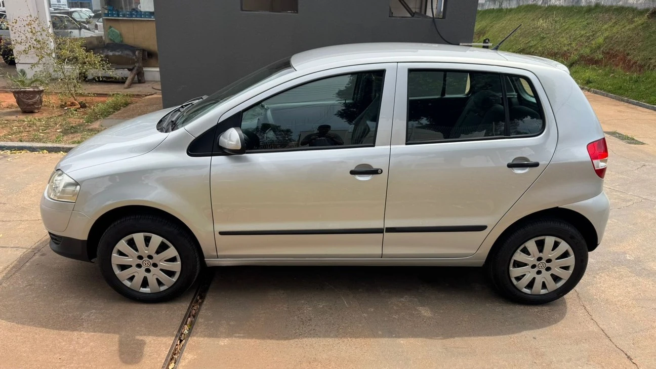 VOLKSWAGEN FOX