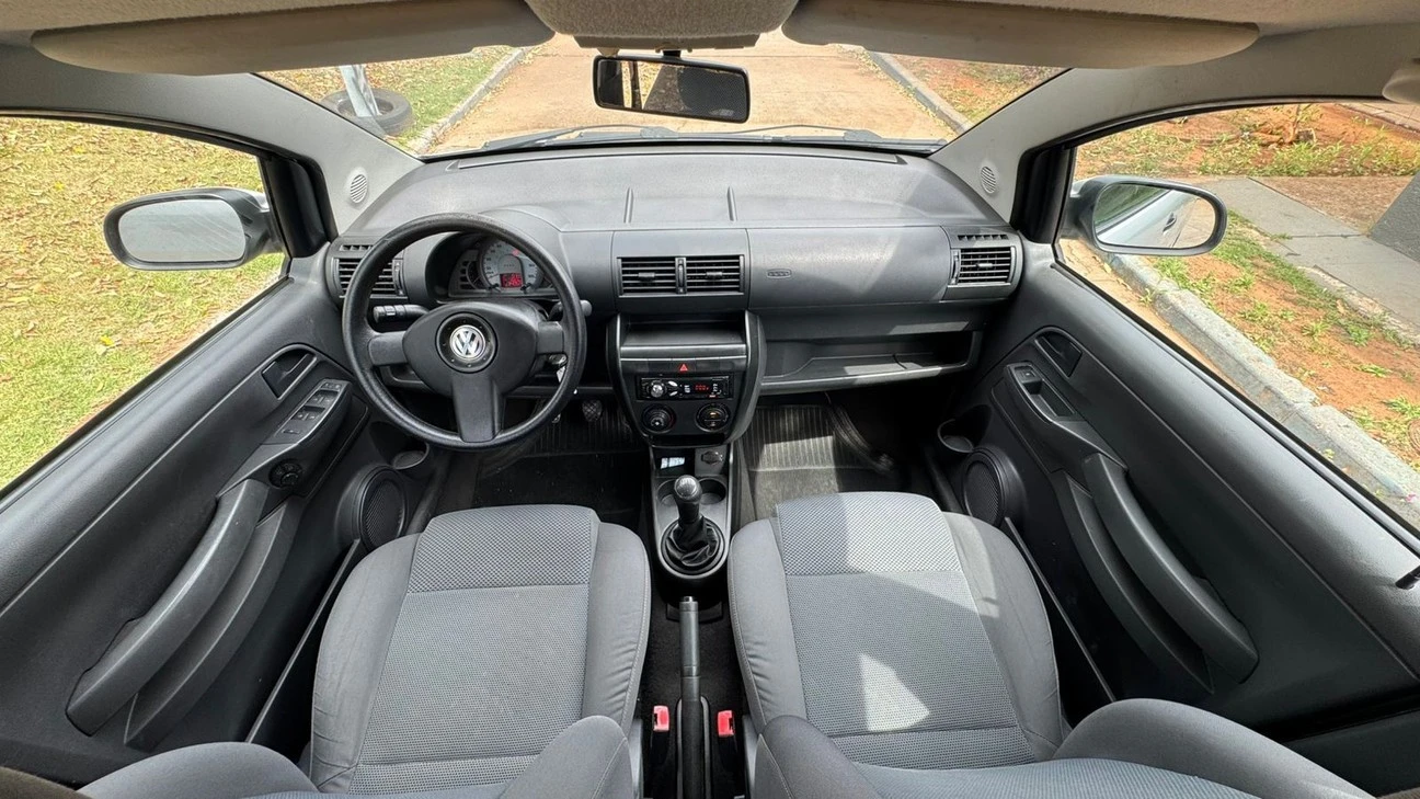 VOLKSWAGEN FOX