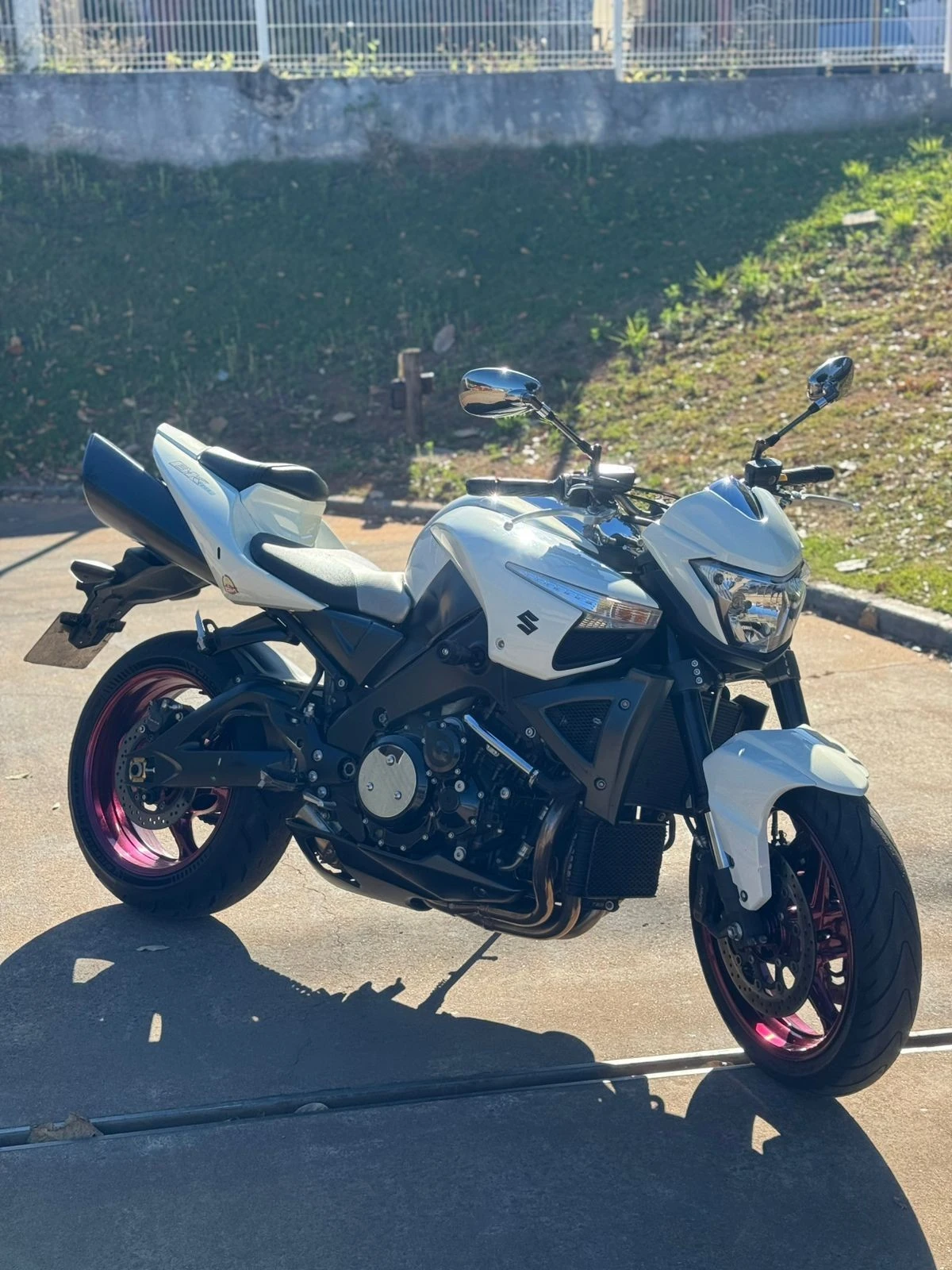 SUZUKI B-KING