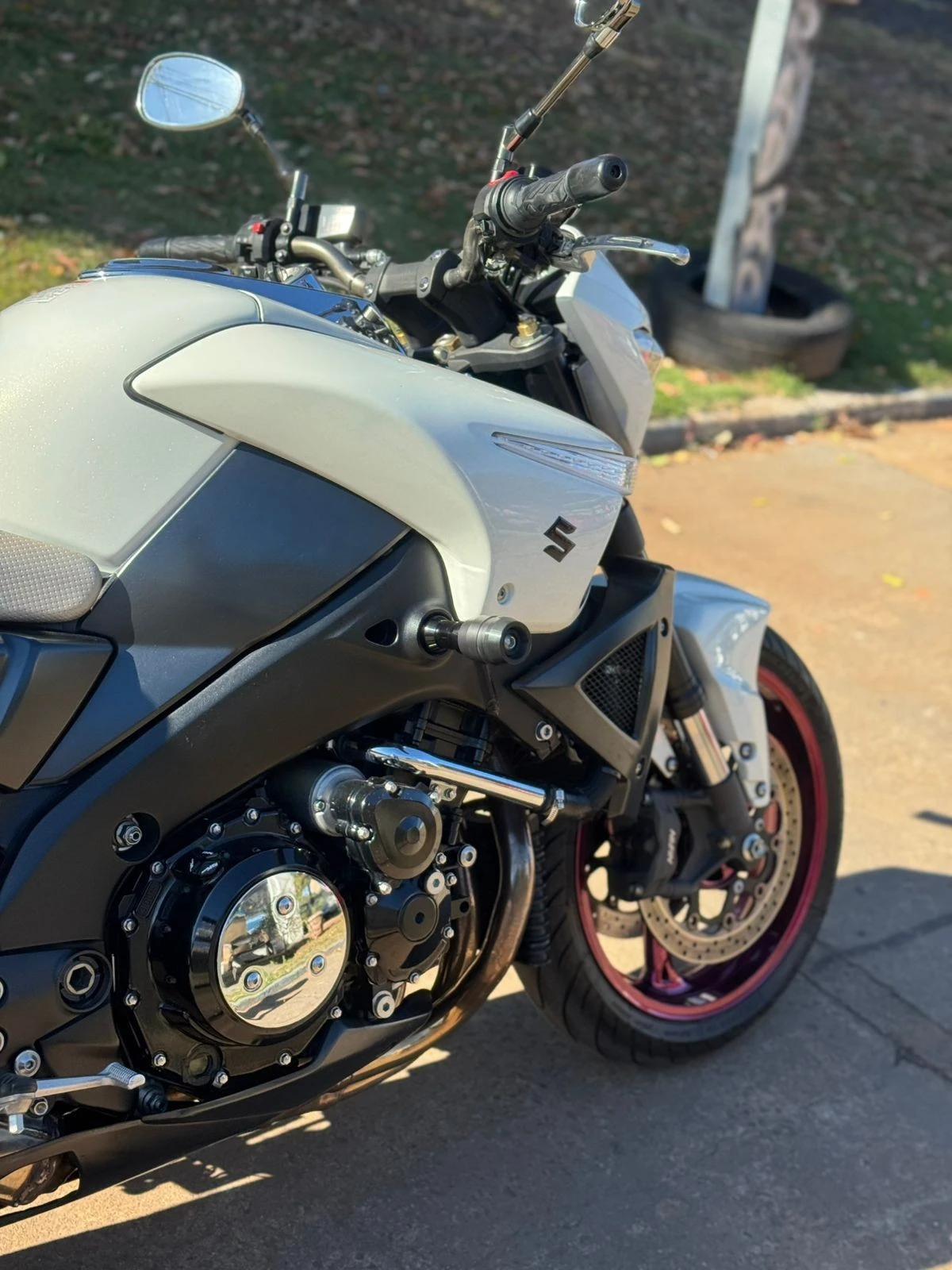SUZUKI B-KING