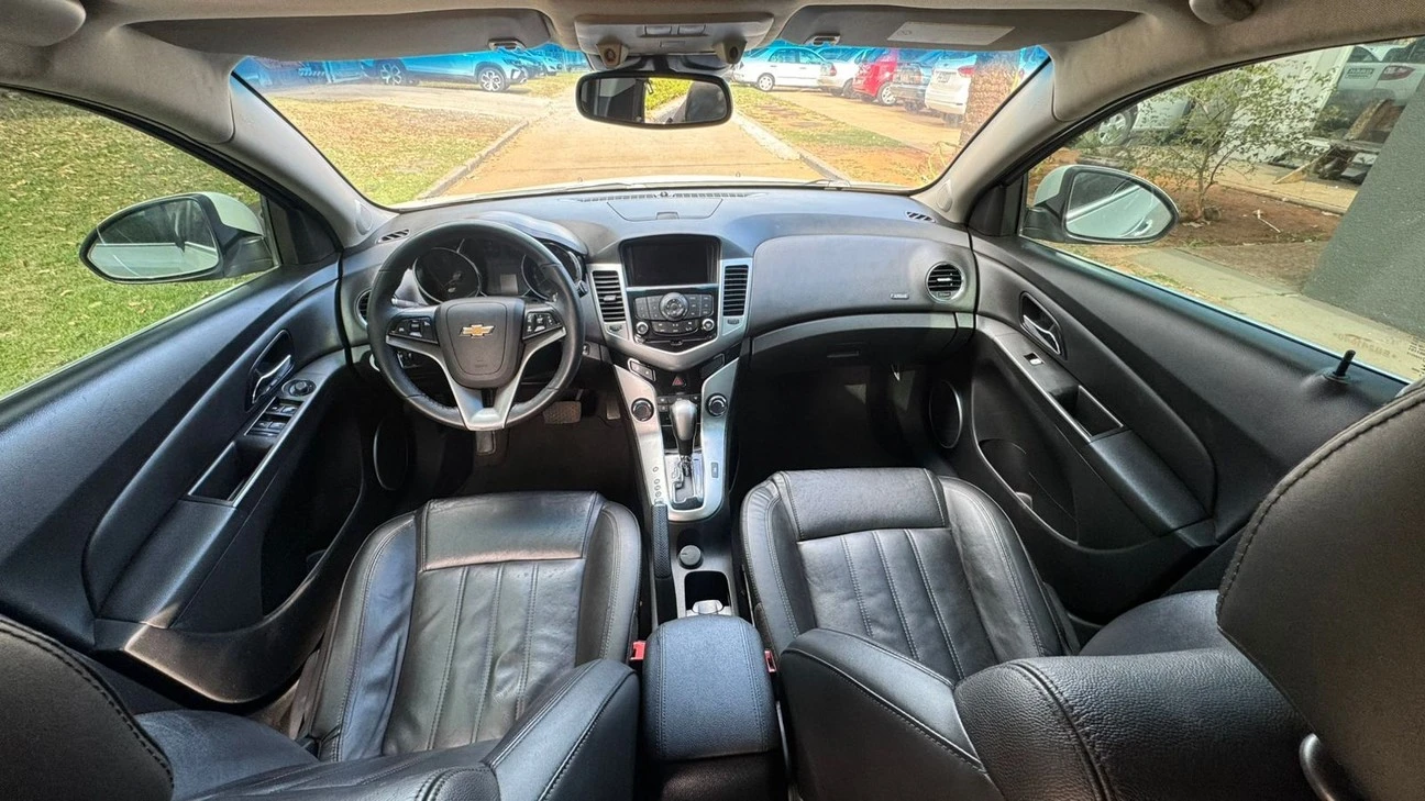 CHEVROLET CRUZE
