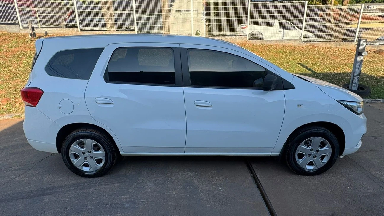 CHEVROLET SPIN