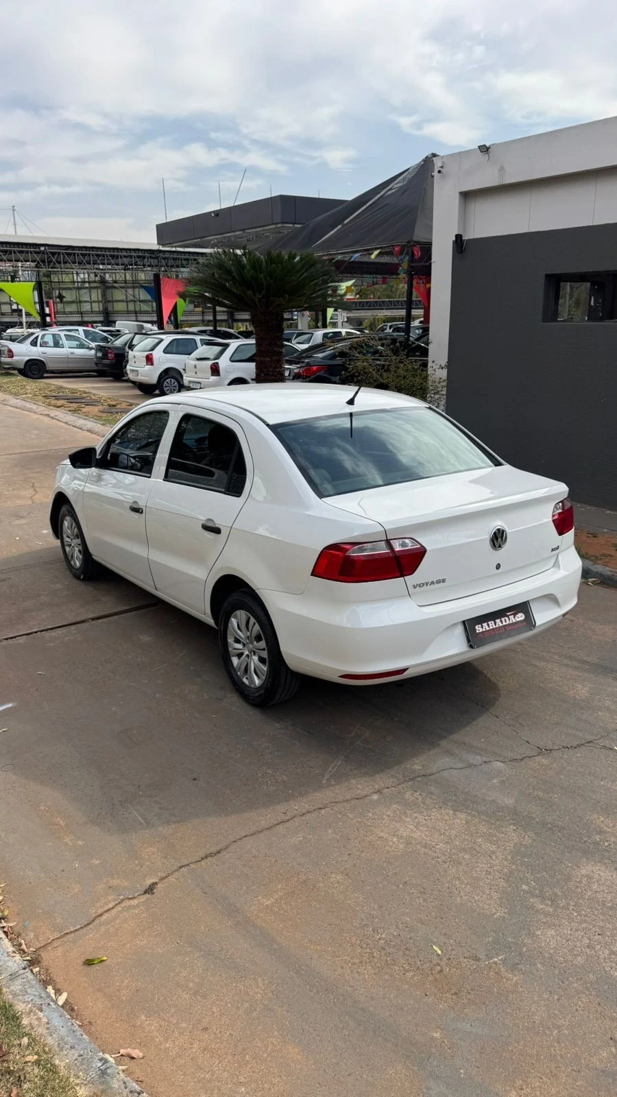VOLKSWAGEN VOYAGE