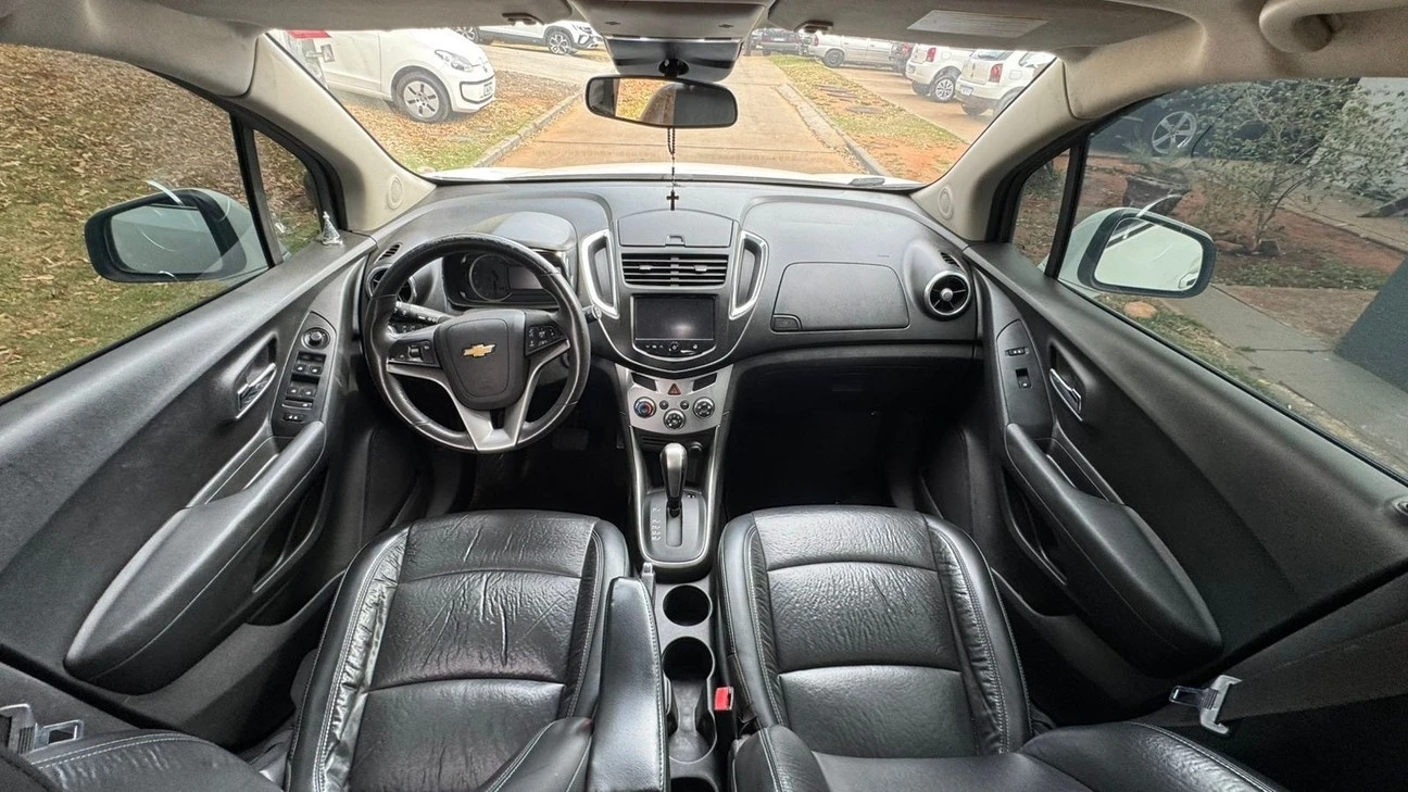 CHEVROLET TRACKER