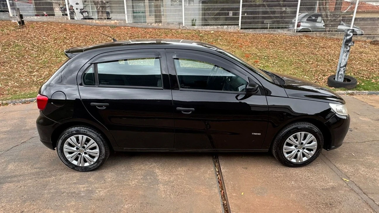 VOLKSWAGEN GOL