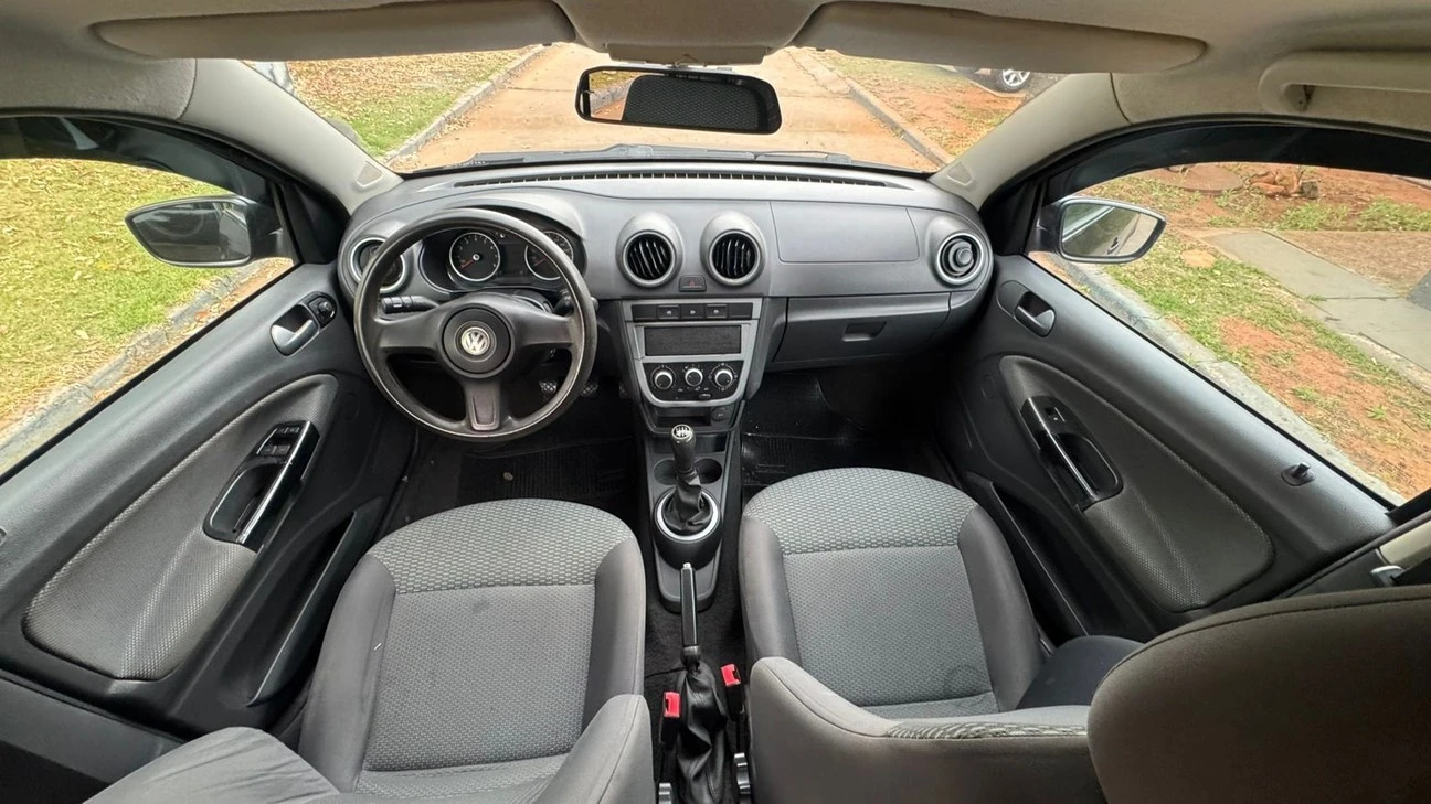 VOLKSWAGEN GOL
