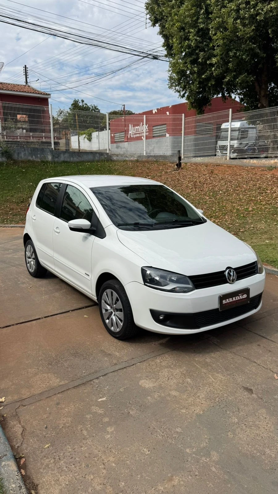 VOLKSWAGEN FOX
