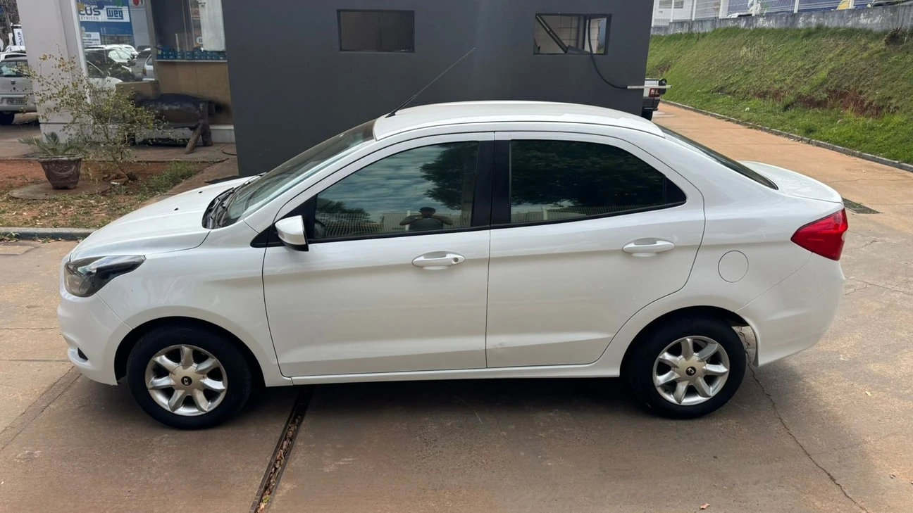 FORD KA